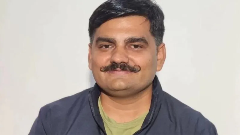 પેપરકાંડ મામલે યુવરાજ સિંહનો આરોપ, કહ્યું ‘વડોદરા અને અરવલ્લીની ગેંગ ફોડે છે પેપર’