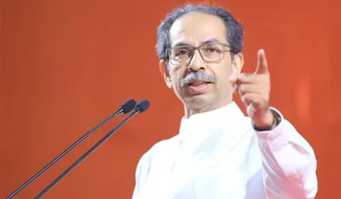 શિવસેના જૂથના નેતૃત્વ અને પ્રતીક અંગેના ચૂંટણી પંચના નિર્ણયને ઉદ્ધવ ઠાકરેની પડકાર સુપ્રીમ કોર્ટે ફગાવી દીધો