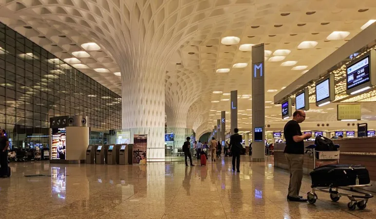 અદાણી એરપોર્ટ્સ ગયા વર્ષે રેકોર્ડ 14.25 મિલિયન મુસાફરોનું સંચાલન કરી એક નવો માપદંડ સ્થાપિત કર્યો