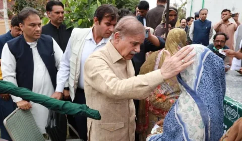 પાકિસ્તાનમાં જીવનની મોટી જાનહાની: રમઝાન દરમિયાન મફત લોટ માટે લાઈનમાં 11 લોકોના મોત