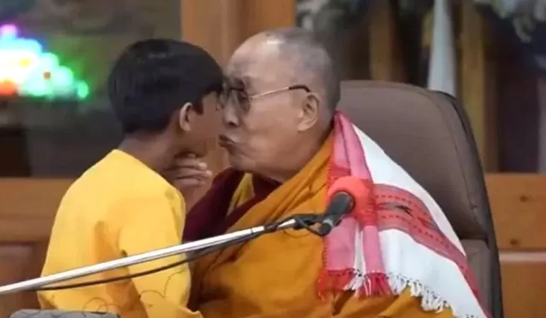 "દલાઈ લામાની માફી વાઈરલ થઈ: ચુંબનની ઘટના પર તેમનો પ્રતિભાવ"