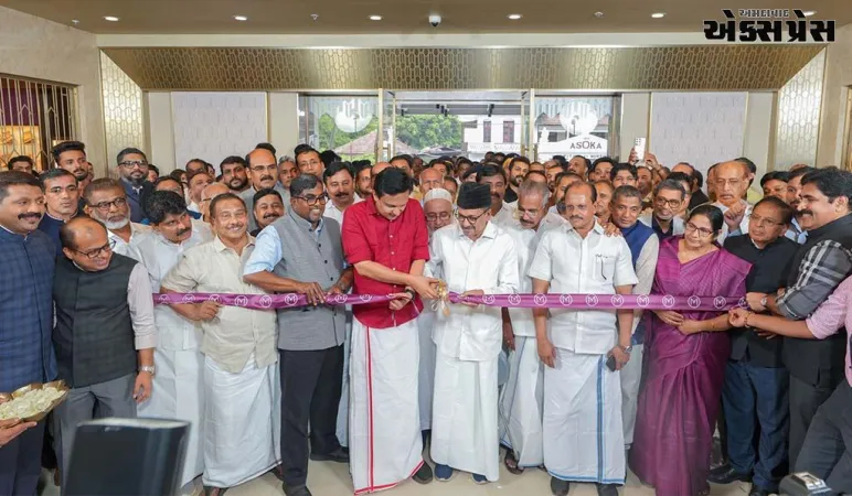 માલાબાર ગોલ્ડ એન્ડ ડાયમંડ્સે  કોઝિકોડમાં વિશ્વના સૌથી મોટા  જ્વેલરી ડેસ્ટિનેશન આર્ટિસ્ટ્રી સ્ટોરનો પ્રારંભ કર્યો