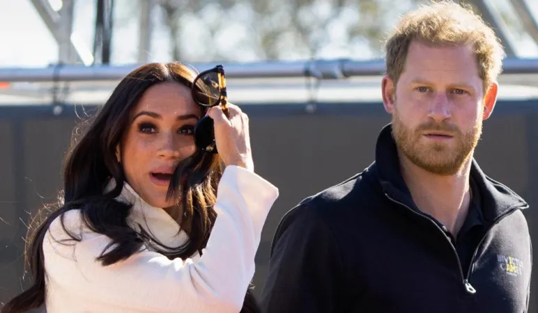 રોયલ પ્રસ્થાન: પ્રિન્સ હેરી અને મેઘન માર્કલે વિન્ડસર એસ્ટેટને વિદાય આપી