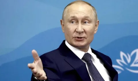 નિષ્ણાતોની દલીલ છે કે વિડિઓમાંનો માણસ પુતીન નથી, પરંતુ બૉડી ડબલ છે