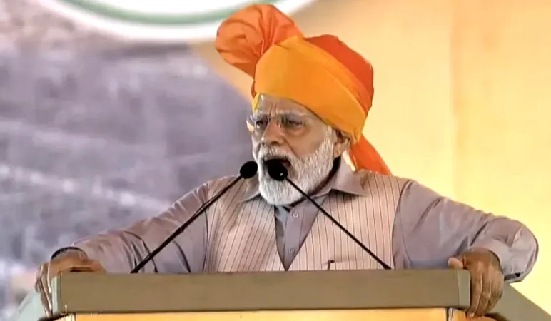 કોંગ્રેસ કા મતલબ લૂંટ કી દુકાન, જુઠ કે બાઝાર: પીએમ મોદી 