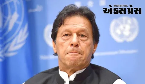 ઈમરાન ખાન ECP સમક્ષ હાજર થયા, અવમાનના કેસની સુનાવણી 2 ઓગસ્ટ સુધી મુલતવી