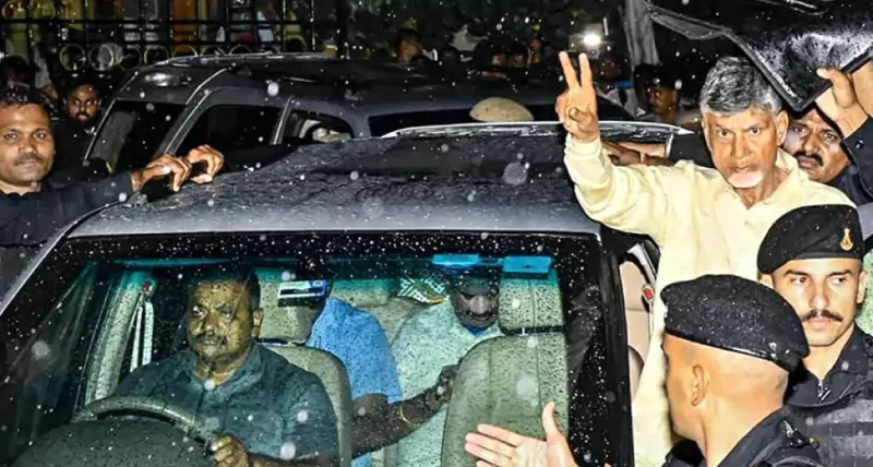 ટીડીપી નેતાઓ એન ચંદ્રબાબુ નાયડુની ધરપકડના જવાબમાં રાજઘાટ પર મૌન વિરોધ કર્યું 