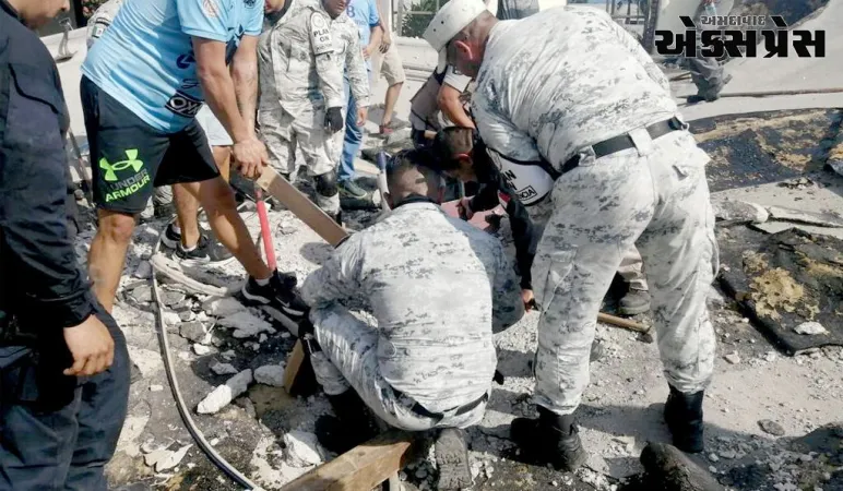 મેક્સિકોમાં એક ચર્ચની દિવાલ ધરાશાયી થવાને કારણે અનેક લોકોના મોત 