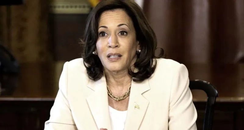 કમલા હેરિસે ક્રેમલિન પર નેવલનીના મૃત્યુનો આરોપ લગાવ્યો