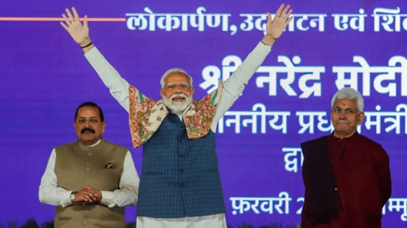 કલમ 370 હટાવ્યા બાદ PM મોદીની કાશ્મીરની પ્રથમ મુલાકાત, 1400 કરોડ રૂપિયાની યોજનાઓ ભેટમાં આપશે