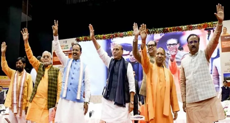 યોગી આદિત્યનાથ અને રાજનાથ સિંહે લખનૌમાં રૂ. 3,666 કરોડના 206 પ્રોજેક્ટ્સ લોન્ચ કર્યા