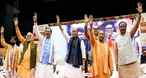 યોગી આદિત્યનાથ અને રાજનાથ સિંહે લખનૌમાં રૂ. 3,666 કરોડના 206 પ્રોજેક્ટ્સ લોન્ચ કર્યા