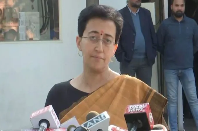 દિલ્હી : પાકિસ્તાન, અફઘાનિસ્તાન અને બાંગ્લાદેશના ગરીબો માટે આવાસ અંગે આતિશીએ ભાજપ પર સવાલ ઉઠાવ્યા