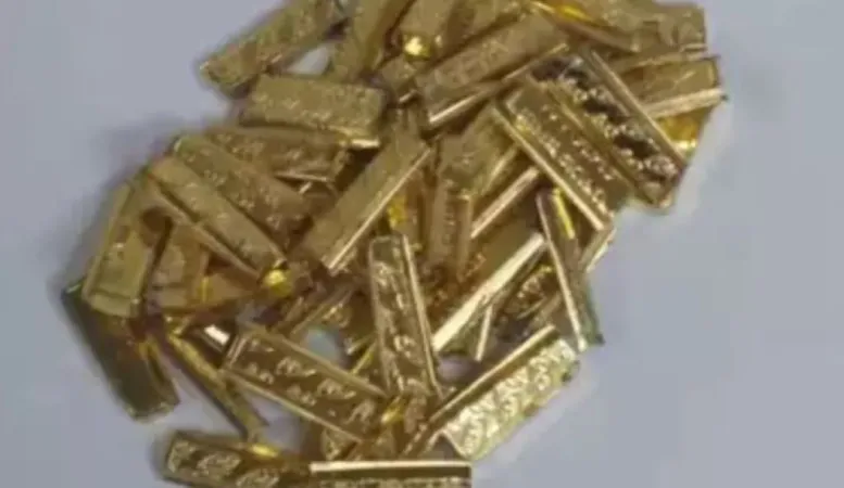 મુંબઈ : મુંબઈ એરપોર્ટ પર કસ્ટમ્સે રૂ. 1.72 કરોડનું 2.99 કિલો સોનું જપ્ત કર્યું