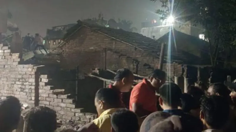 South Kolkata : દક્ષિણ કોલકાતા બિલ્ડીંગ ધરાશાયી, બચાવ કામગીરી શરૂ