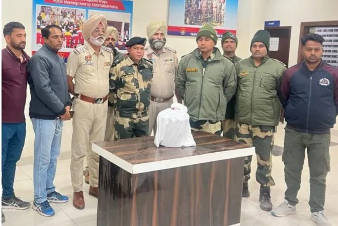 BSF અને પંજાબ પોલીસે અફીણની ખેતીના રેકેટનો પર્દાફાશ કર્યો; તરનતારનમાં હેરોઈન ઝડપાયું