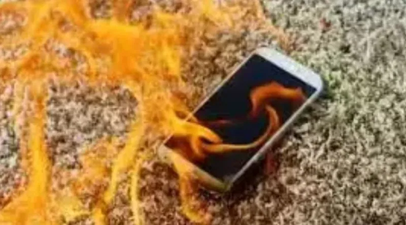 મોબાઈલ ફોન યુઝર્સ માટે ચેતવણી; રાજસ્થાનમાં મોબાઈલ ફોનની દુ:ખદ ઘટનાએ જીવ ગુમાવ્યો