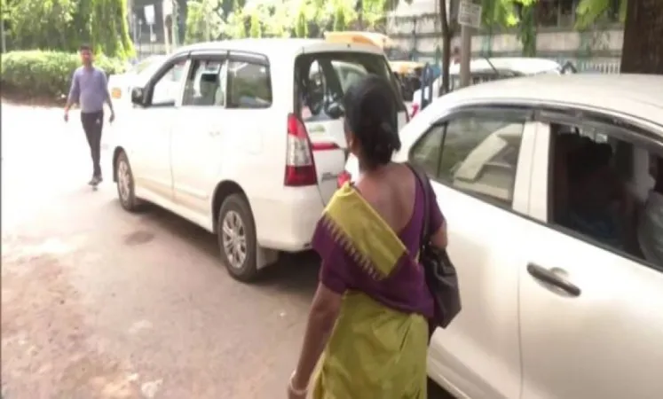 CBIએ પૂછપરછ માટે રોકડ તપાસમાં મહુઆ મોઇત્રાના નિવાસસ્થાનો પર પાડ્યા દરોડા 