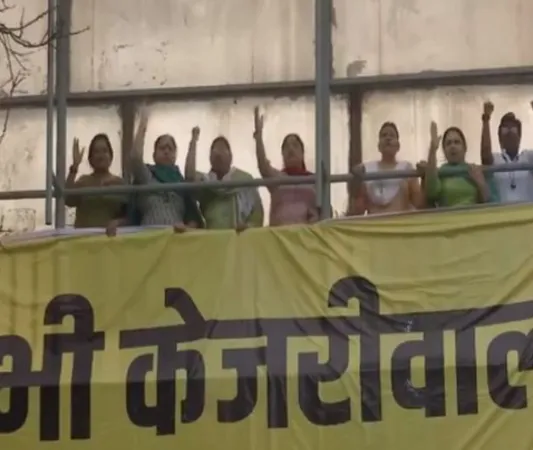 દિલ્હી : દિલ્હીના સીએમ કેજરીવાલની ધરપકડના વિરોધમાં AAP સમર્થકોની રેલી