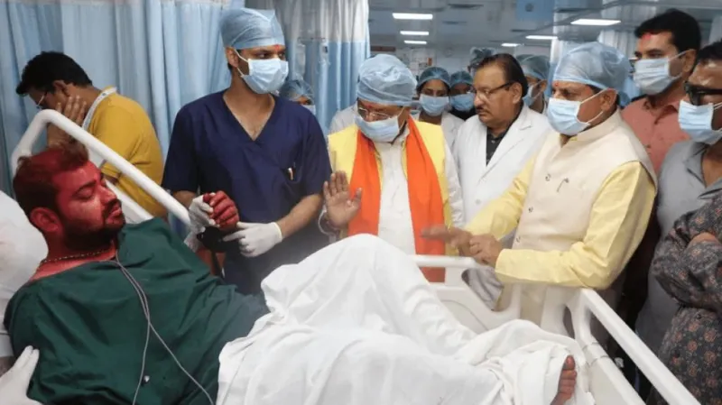 મહાકાલ મંદિરમાં કેવી રીતે લાગી આગ? 14 પૂજારી ઘાયલ