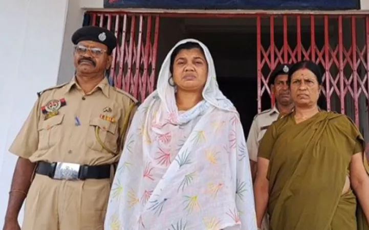 ત્રિપુરામાં  બીએસએફના જવાનોએ માનવ તસ્કરીમાં સામેલ મહિલાની કરી  ધરપકડ