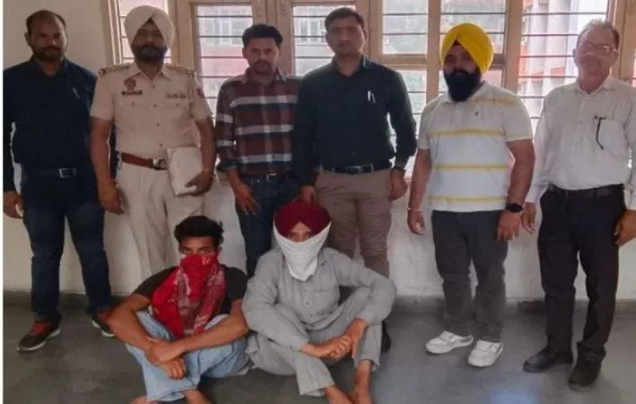 BSF, પંજાબ પોલીસે અમૃતસરમાં હવાલા રેકેટનો પર્દાફાશ કર્યો,  બે વ્યક્તિઓની ધરપકડ