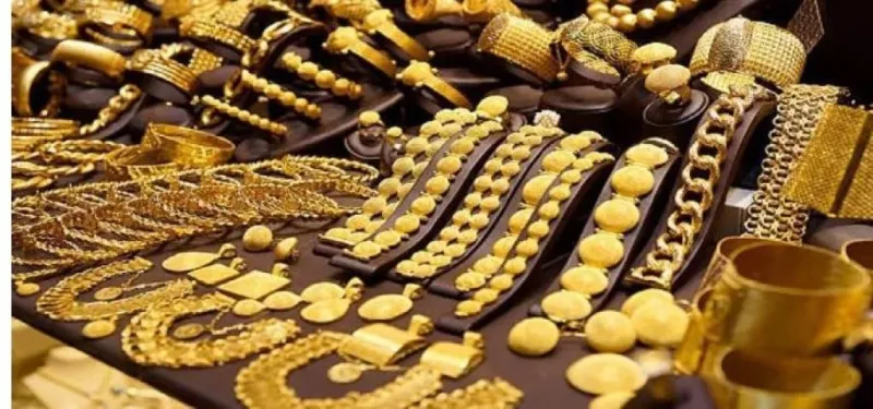 Gold Silver : સોનું રૂ. 70,000 માર્કને પાર, ચાંદી રૂ. 1,000 વધી