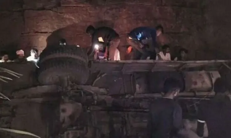 છત્તીસગઢમાં દુર્ઘટનાઃ દુર્ગમાં બસ પલટી, 12ના મોત અને 14 ઘાયલ