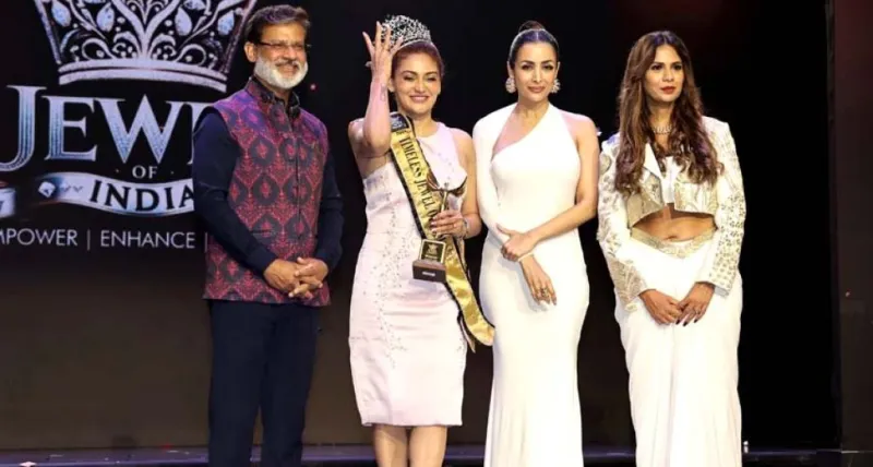 ઈશા અગ્રવાલ: નારીફર્સ્ટ જ્વેલ ઓફ ઈન્ડિયા બ્યુટી પેજન્ટ વિજેતા