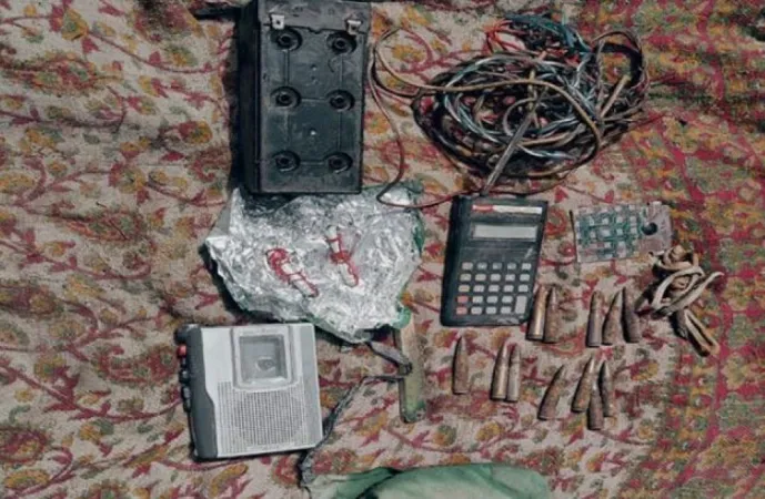 જમ્મુ અને કાશ્મીર પોલીસે અર્નાસમાં આતંકવાદીઓના ઠેકાણાનો પર્દાફાશ કર્યો 