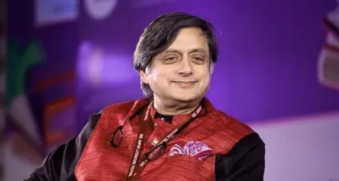 શશિ થરૂરે કેરળના મુખ્યમંત્રીની રાહુલ ગાંધીની ટીકાને "આઘાતજનક" ગણાવીને વખોડી કાઢી