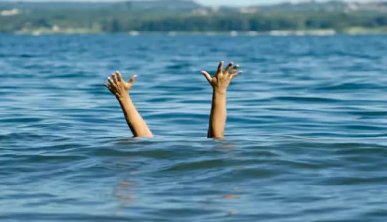 ગુજરાત : નર્મદા જિલ્લાના પોઇચા ખાતે  નર્મદા નદીમાં સાત લોકોના ડૂબી જવાની આશંકા