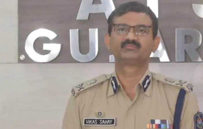 ગુજરાત  : ATSએ અમદાવાદ એરપોર્ટ પરથી ISISના ચાર આતંકીઓની ધરપકડ કરી