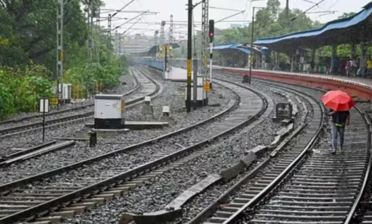 'Remal' : ભારે વરસાદ વચ્ચે ટ્રેક પર પાણી ભરાવાને કારણે કોલકાતામાં મેટ્રો સેવાઓ ખોરવાઈ