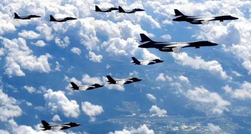 ઉત્તર કોરિયા સાથે વધતા તણાવ વચ્ચે યુએસ B-1B બોમ્બરે દક્ષિણ કોરિયામાં કવાયત હાથ ધરી છે