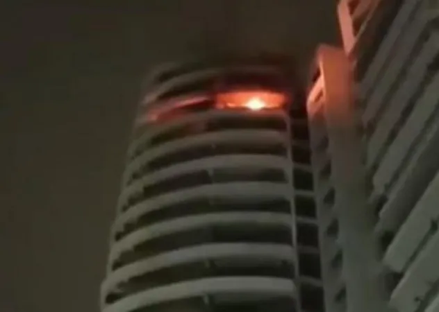 નોઈડા સેક્ટર 119 એપાર્ટમેન્ટમાં શોર્ટ સર્કિટથી લાગી આગ 