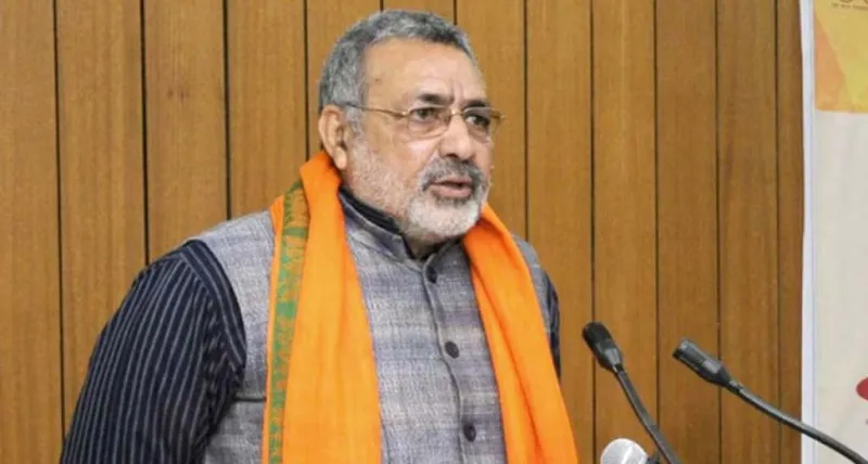 ગિરિરાજ સિંહે ચાલી રહેલા વિવાદો વચ્ચે તેજસ્વી યાદવના બિહાર કાયદો અને વ્યવસ્થાના દાવાની ટીકા કરી