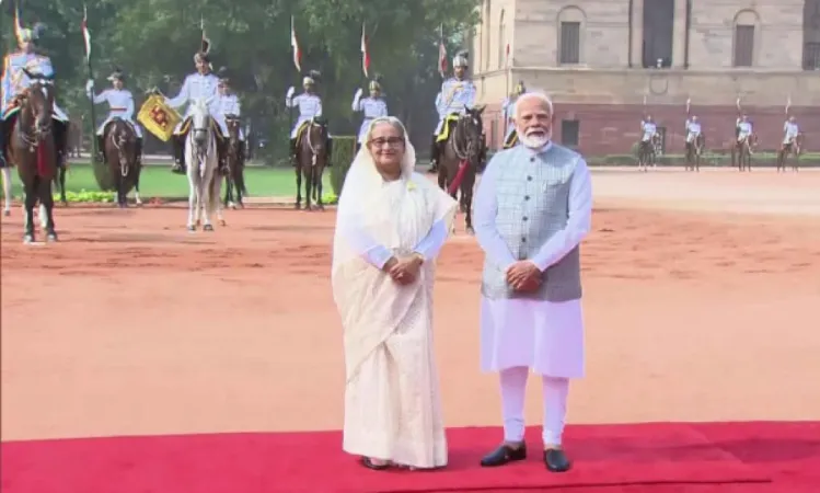 બાંગ્લાદેશના પીએમ હસીનાનું રાષ્ટ્રપતિ ભવ ખાતે ઔપચારિક સ્વાગત કરવામાં આવ્યું