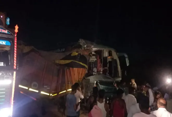 તેલંગાણાના કામરેડ્ડીમાં બસ-લારીની ઘાતક ટક્કર, 1 વ્યક્તિનું મૃત્યુ 