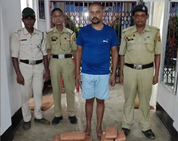 અગરતલા રેલ્વે સ્ટેશન પર પોલીસ દ્વારા ડ્રગ પેડલરની ધરપકડ