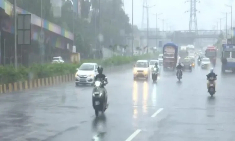 BMCએ  મુંબઈ અને તેના ઉપનગરોમાં ભારેથી અતિ ભારે વરસાદની આગાહી જારી કરી
