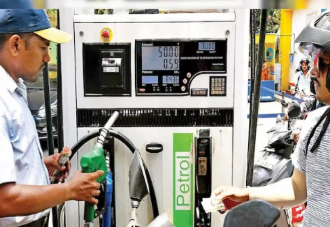 પેટ્રોલ ડીઝલ :  આજે આ શહેરોમાં સસ્તું થયું પેટ્રોલ અને ડીઝલ