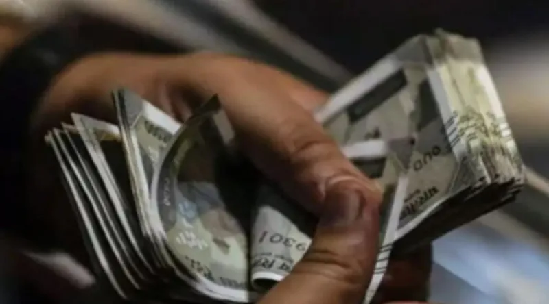 સાબરકાંઠા લાંચ પ્રકરણમાં ACBએ રેલવે કર્મચારીને પકડ્યો 