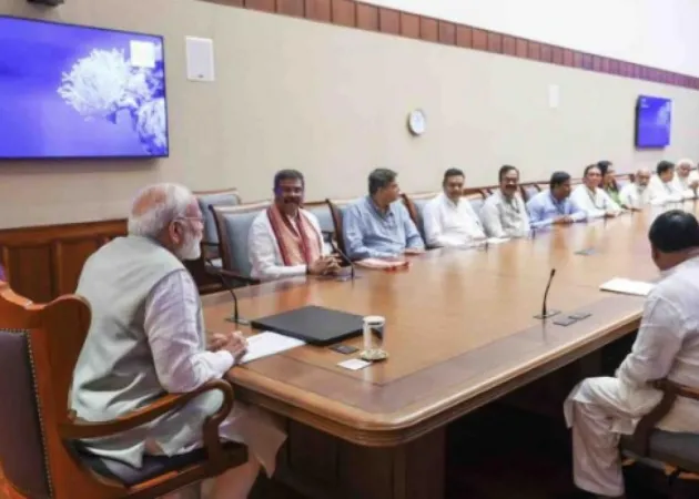 ભાજપની ઐતિહાસિક જીત વચ્ચે પીએમ મોદી ઓડિશાના સાંસદોને મળ્યા