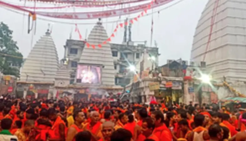 ઝારખંડના બાબાધામમાં ભક્તોનો ભરાવો, 27.50 લાખ કંવરિયાઓએ ચડાવ્યું જળ