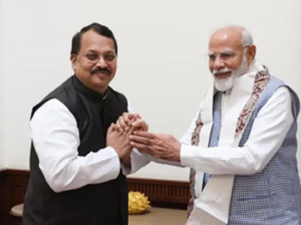 બીજેપી સાંસદ બાબુરામ નિષાદે પીએમ મોદી સાથે મુલાકાત કરી, બેતવા નદી પર ડેમ બનાવવાની કરી અપીલ.