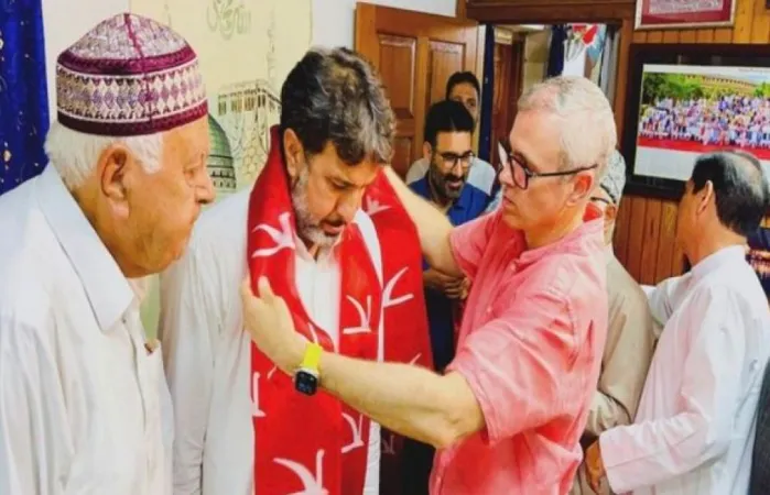 પૂર્વ MLC જાવેદ મિર્ચલ J&K વિધાનસભા ચૂંટણી પહેલા નેશનલ કોન્ફરન્સમાં જોડાયા