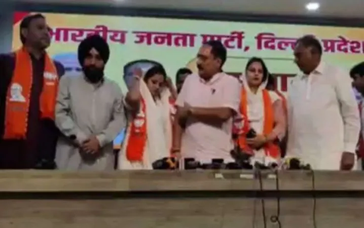 દિલ્હી: આમ આદમી પાર્ટીના 5 કાઉન્સિલરો ભાજપમાં જોડાયા