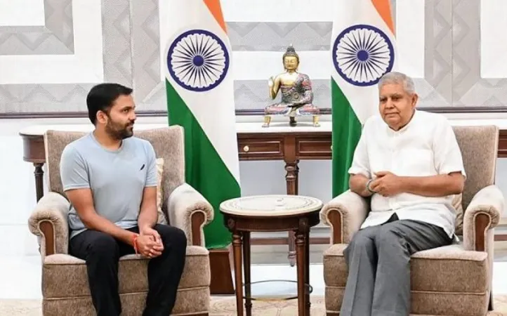 કેપ્ટન ગોપીચંદ થોટાકુરા ઐતિહાસિક અવકાશ મિશન પછી ઉપરાષ્ટ્રપતિ ધનખરને મળ્યા