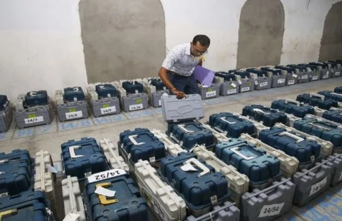 Jammu and Kashmir : ડોડા જિલ્લા ચૂંટણી સત્તામંડળે વિધાનસભા ચૂંટણીના પ્રથમ તબક્કા માટે 800 ઈવીએમ મોકલ્યા